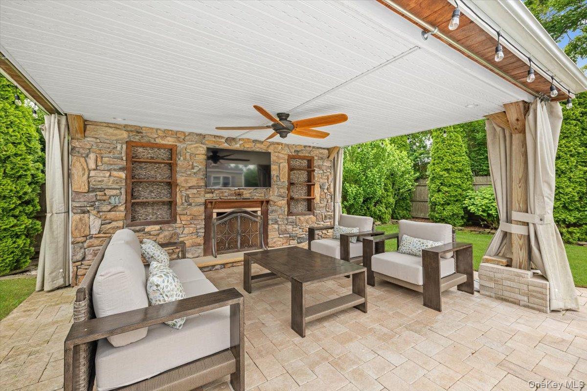 #7 photo, 13 Colonial Lane, Саффолк ‖ Bellport Village , NY 11713