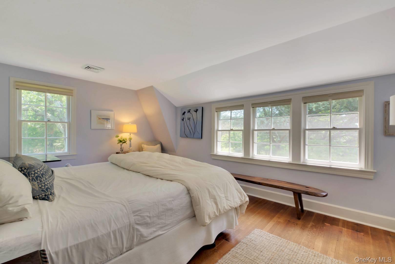 #11 photo, 90 Old Depot Road, Quogue , NY 11959