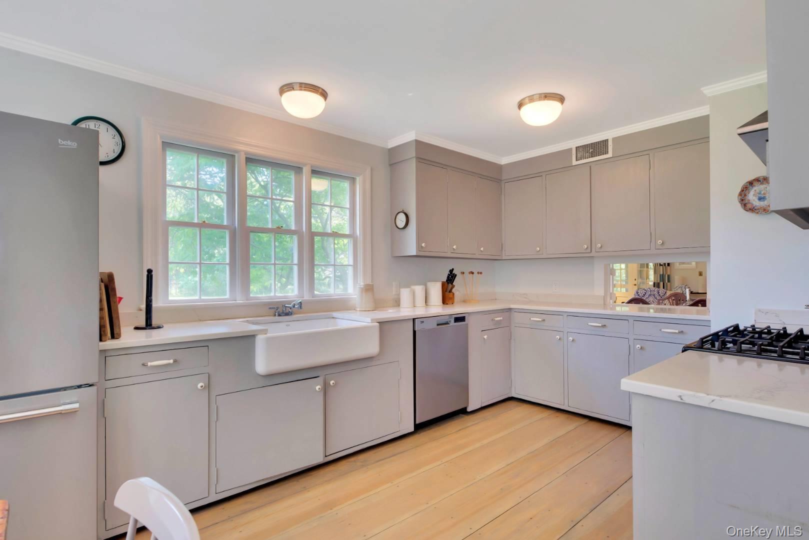 #8 photo, 90 Old Depot Road, Quogue , NY 11959