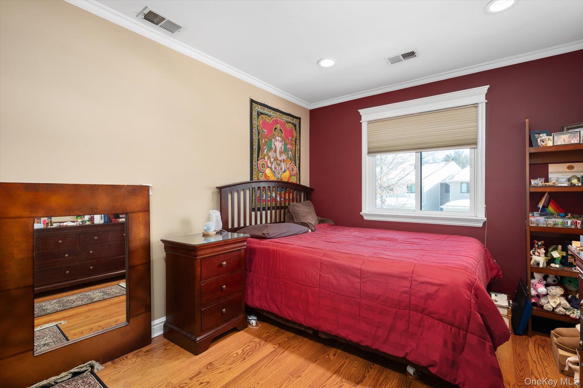 #16 photo, 53 Chestnut Lane, Woodbury , NY 11797