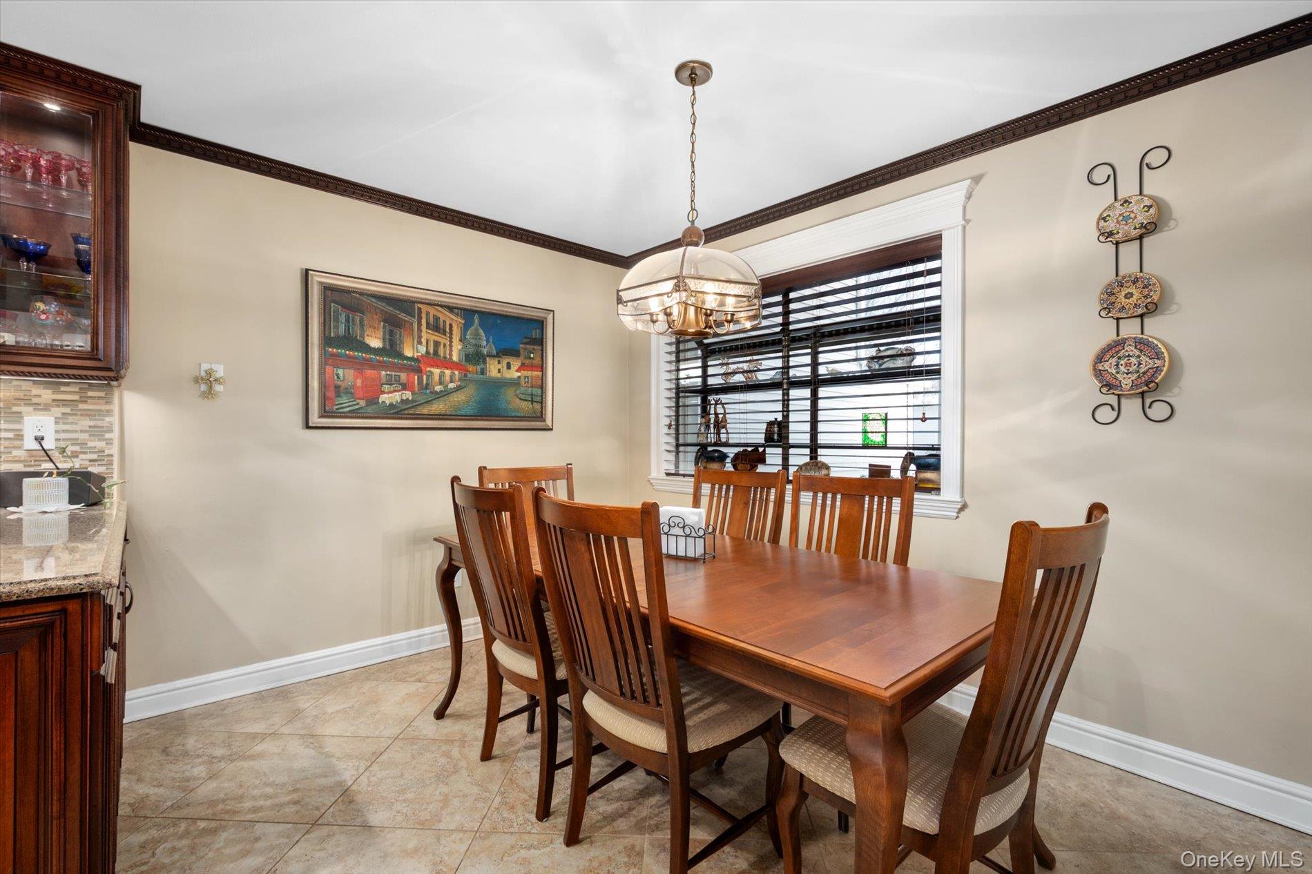 #5 photo, 53 Chestnut Lane, Woodbury , NY 11797