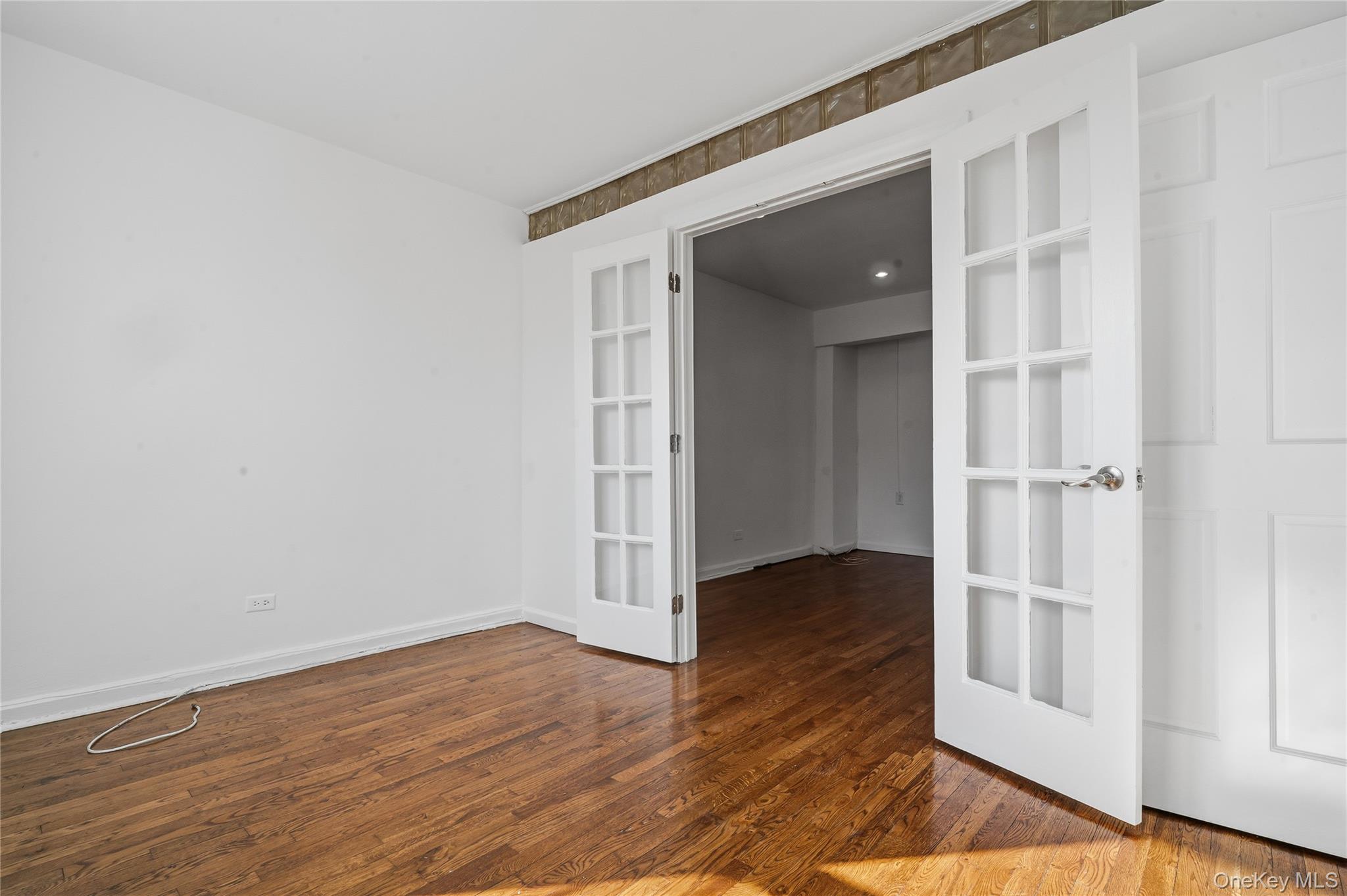 #11 photo, 7510 Yellowstone Boulevard, Rego Park , NY 11374