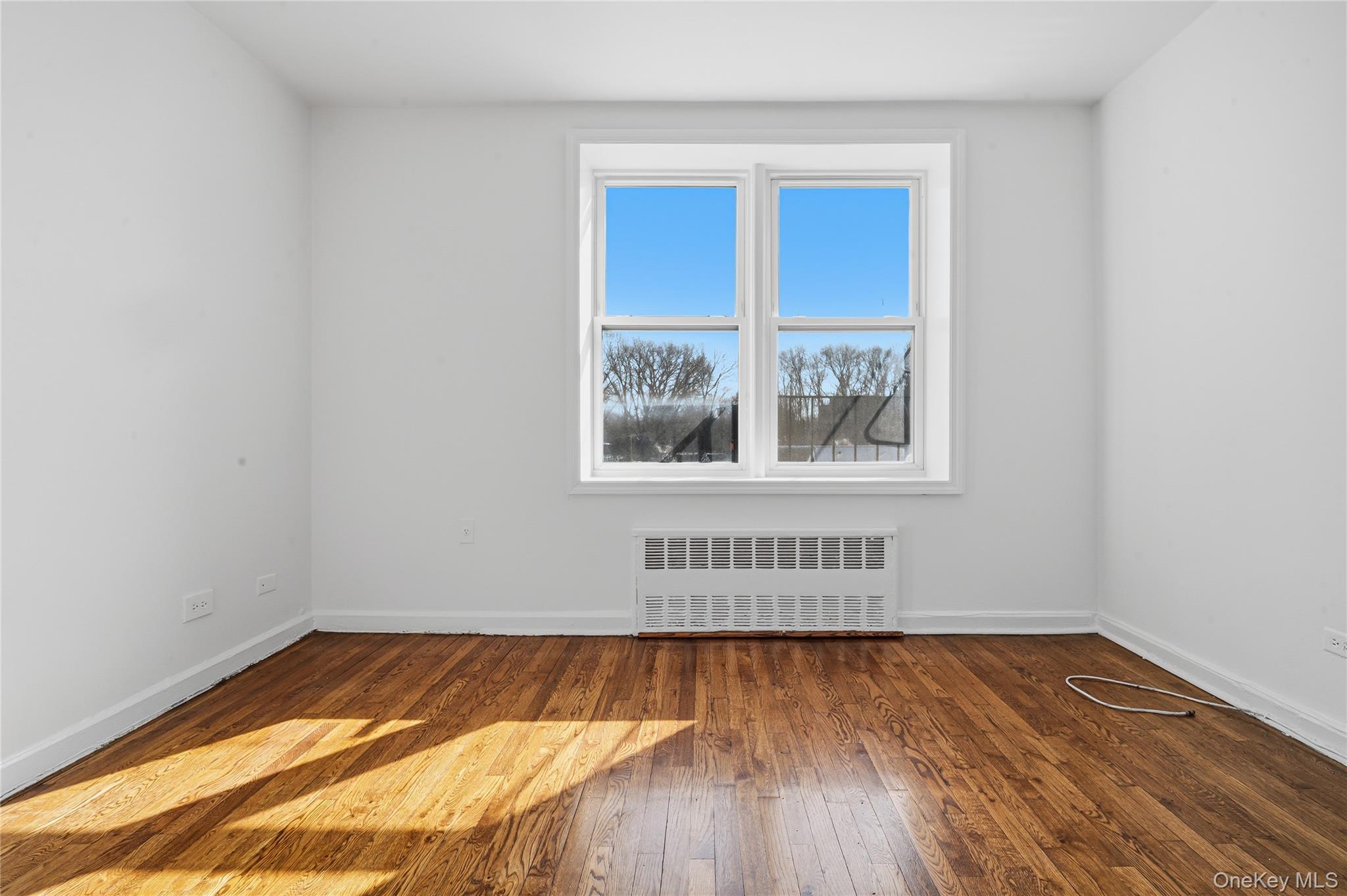 #12 photo, 7510 Yellowstone Boulevard, Rego Park , NY 11374