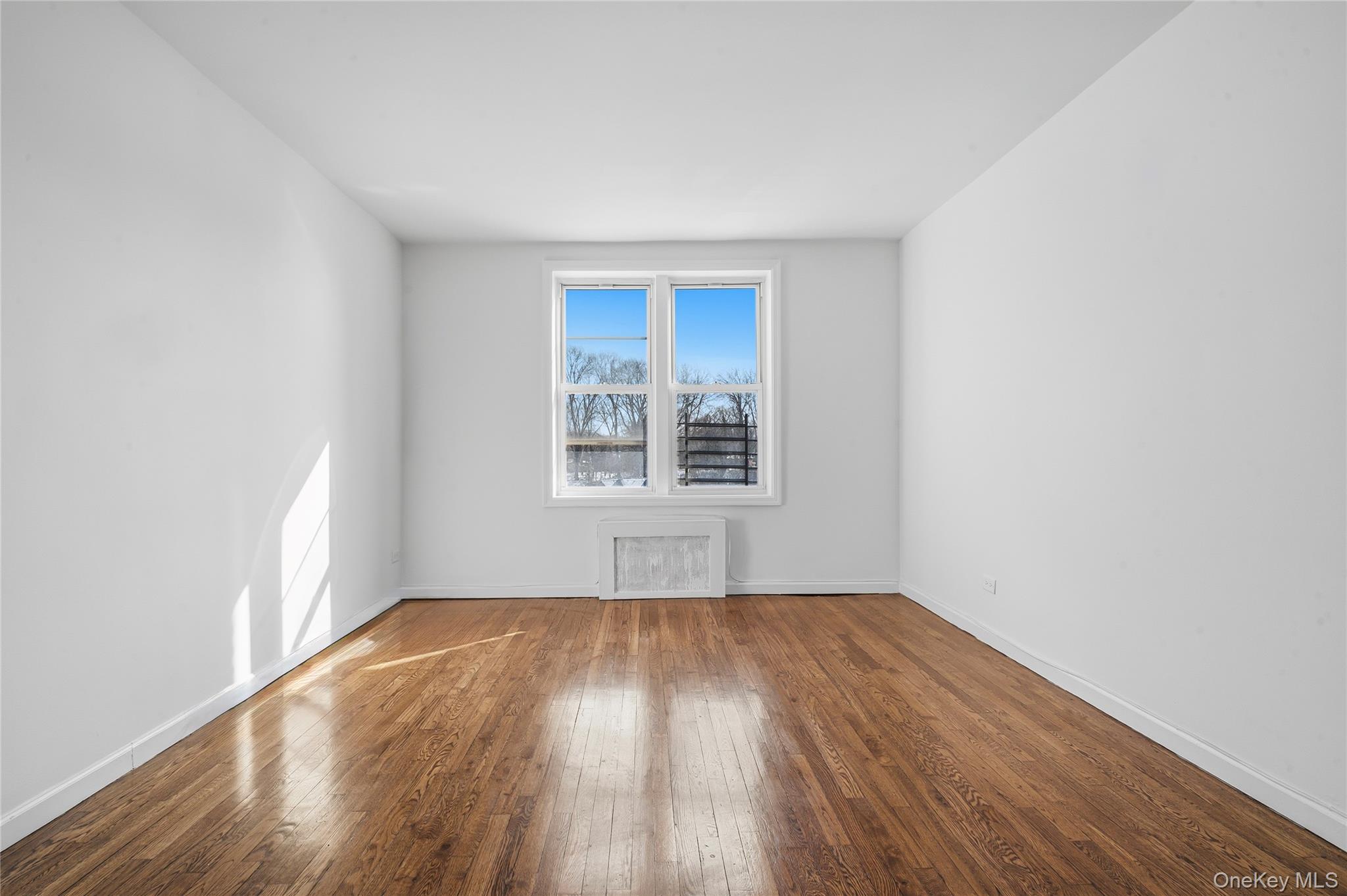 #15 photo, 7510 Yellowstone Boulevard, Rego Park , NY 11374