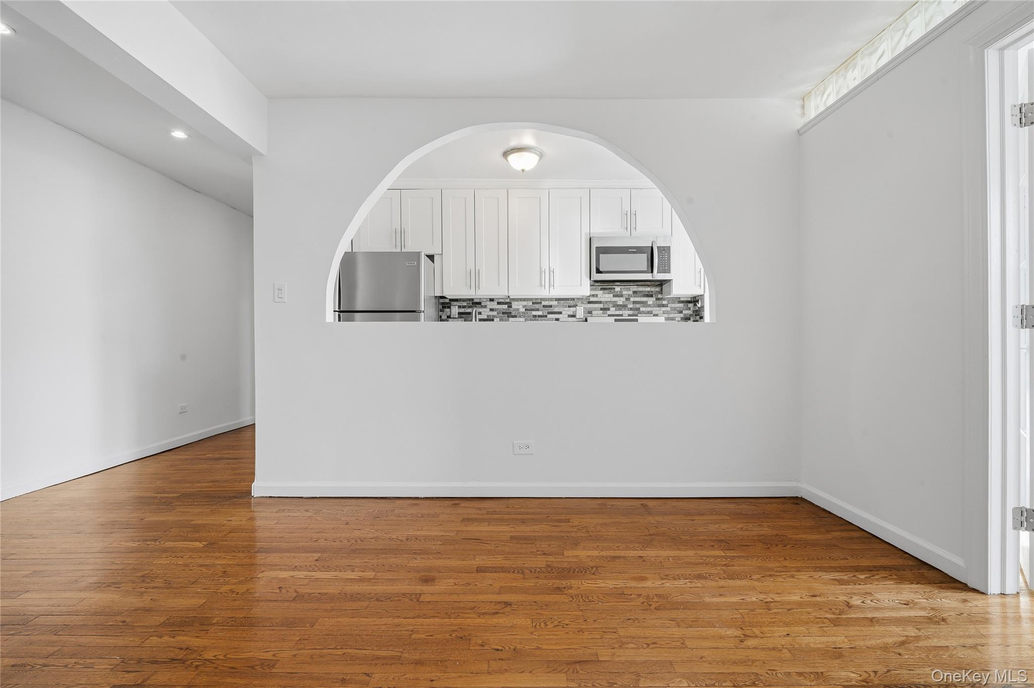 #5 photo, 7510 Yellowstone Boulevard, Rego Park , NY 11374