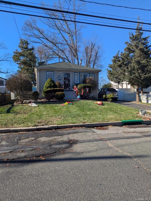 #8 photo, Bay Shore, सफ़ोक काउंटी Bay Shore , NY 11706