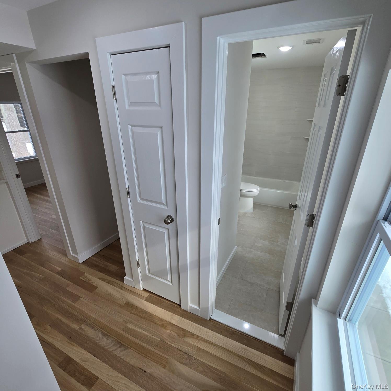 #13 photo, 37 Gould Road, מחוז סאפוק Centereach , NY 11720