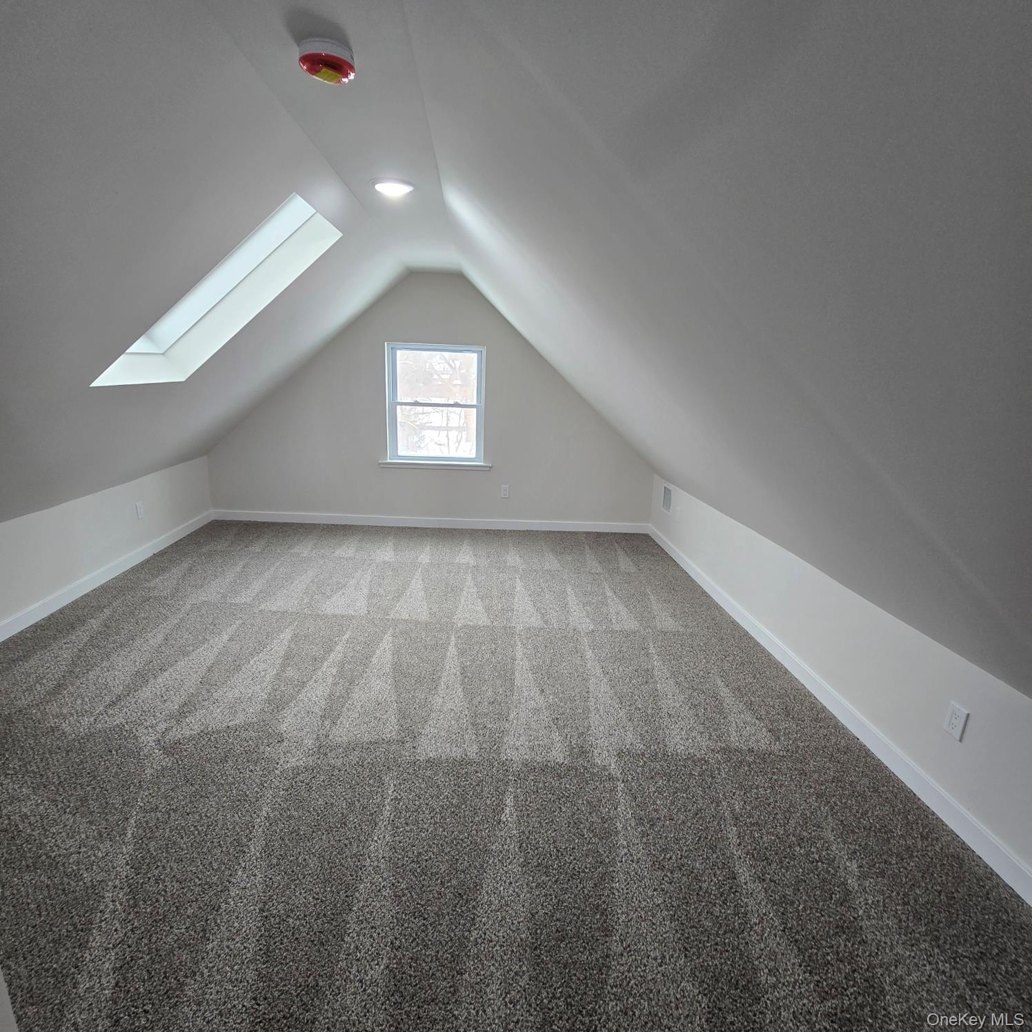 #16 photo, 37 Gould Road, מחוז סאפוק Centereach , NY 11720