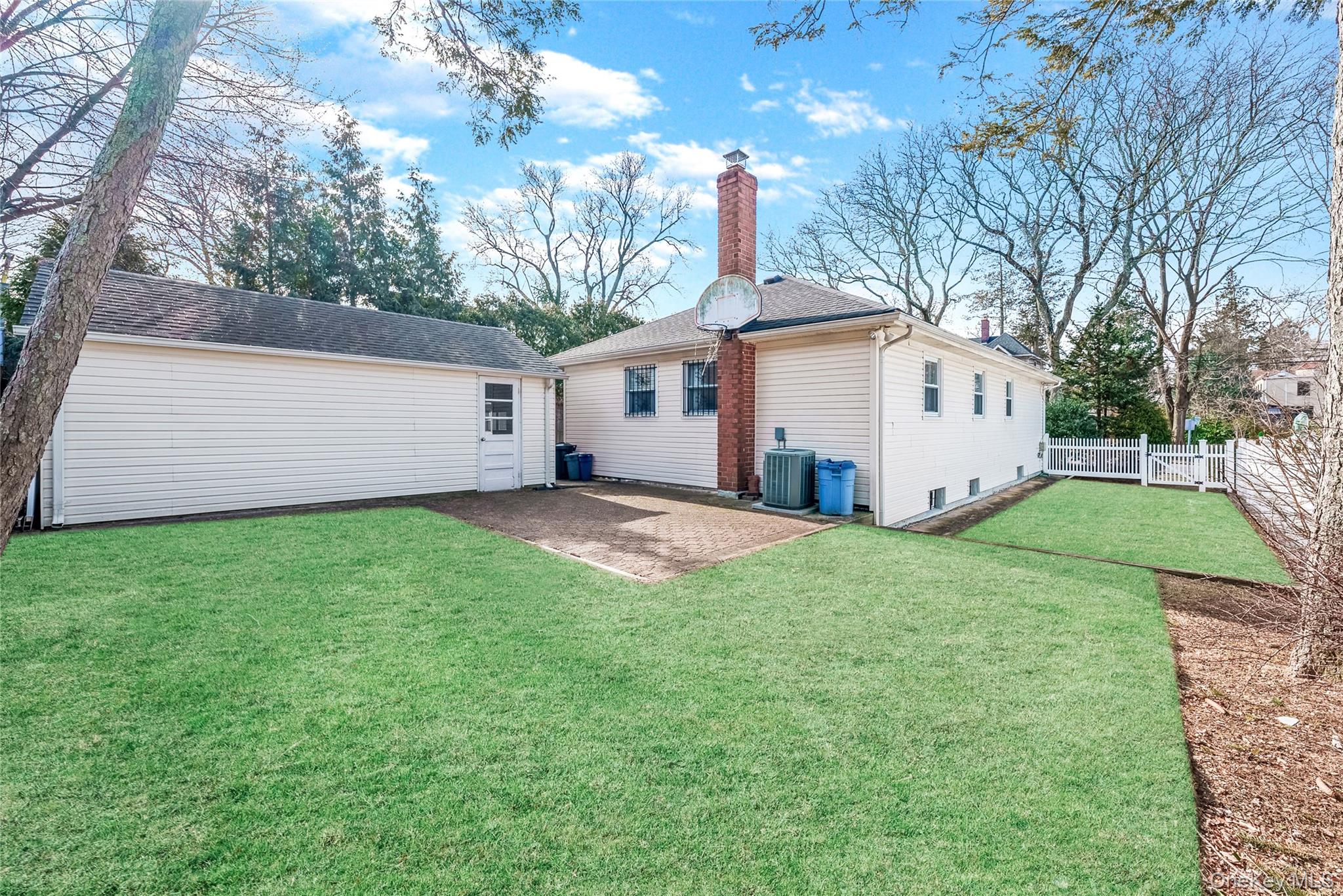 #10 photo, 45-21 Iris Lane, ग्रेट नेक Great Neck , NY 11020