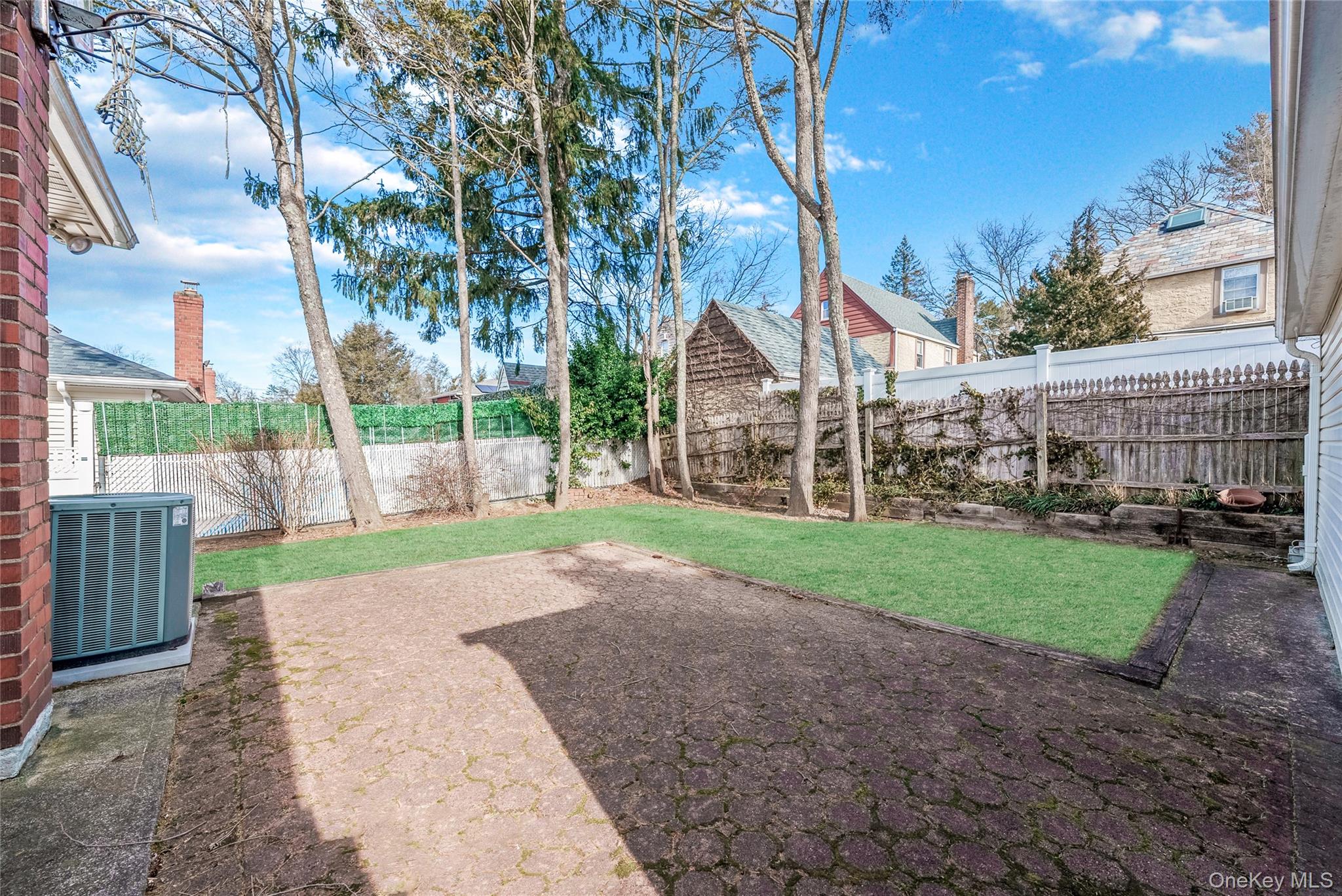 #13 photo, 45-21 Iris Lane, Great Neck , NY 11020