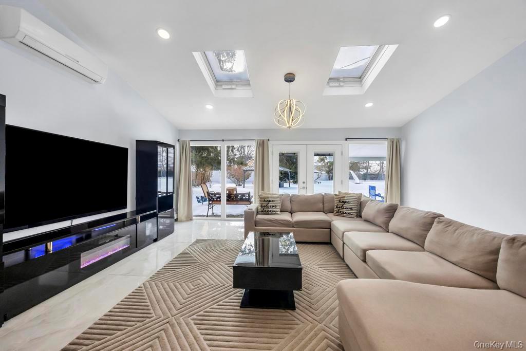 #9 photo, 119 Scooter Lane, מחוז נסאו Hicksville , NY 11801