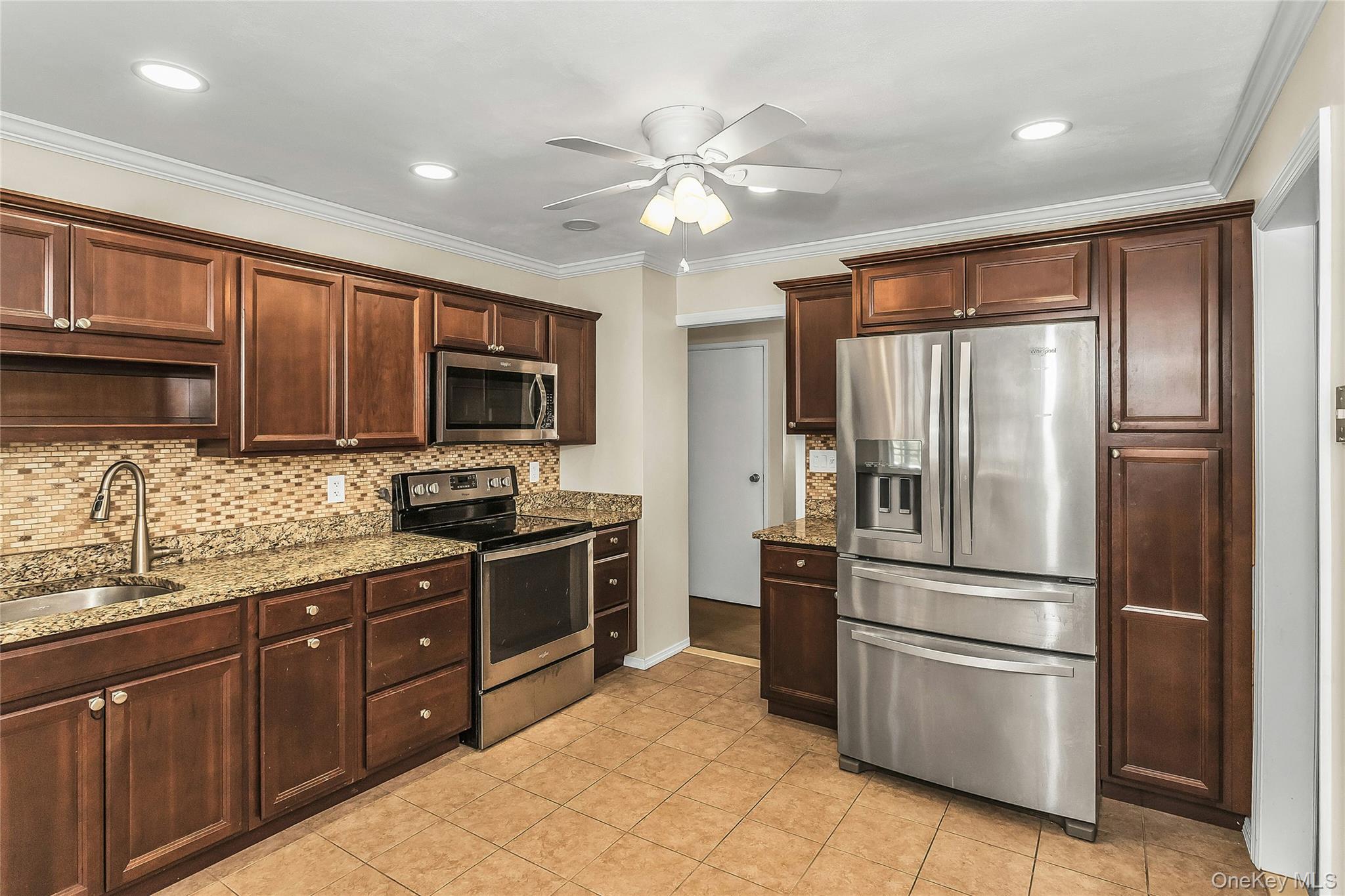 #10 photo, 59 Charm City Drive, Port Jefferson Station , NY 11776