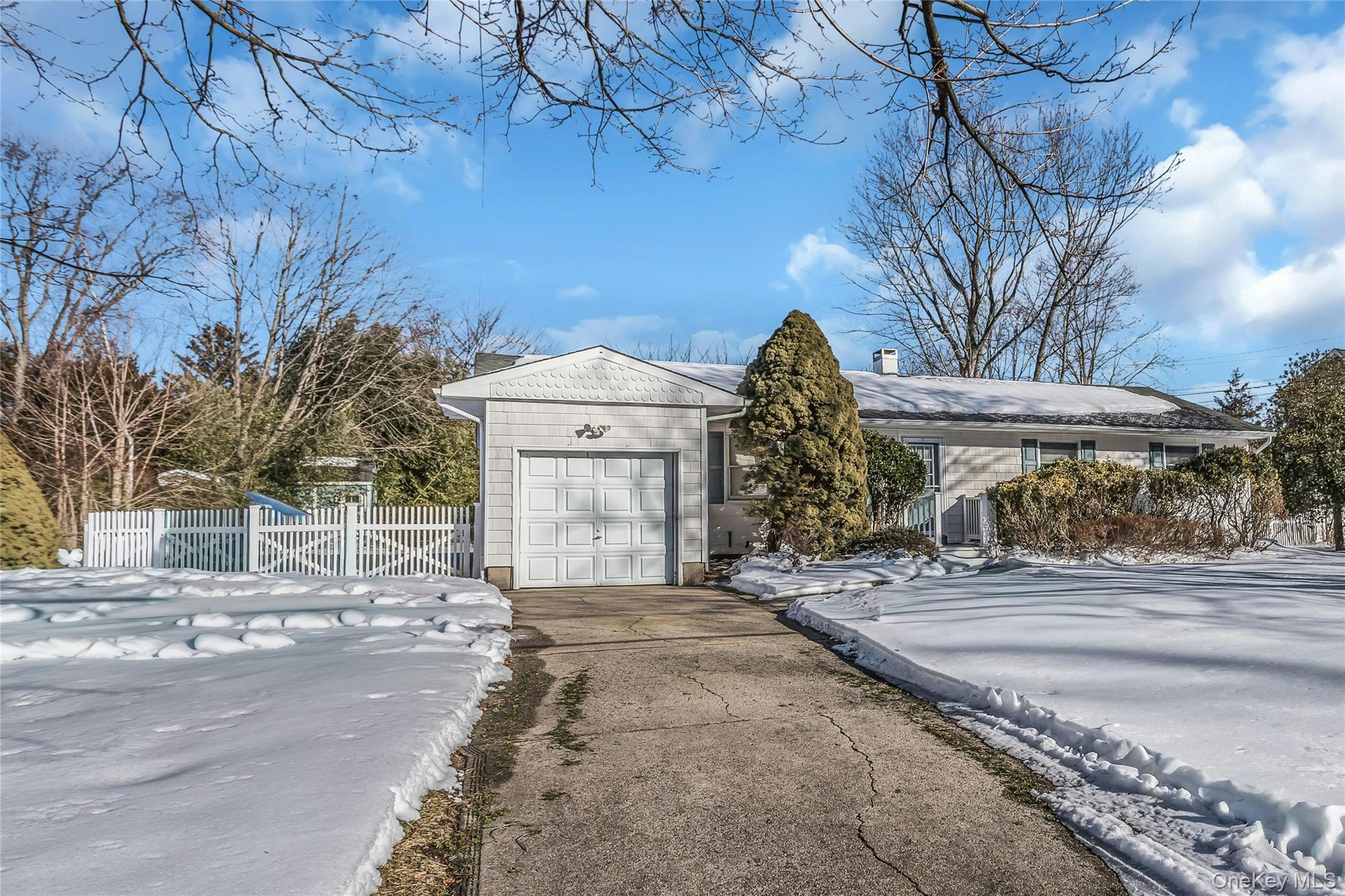 #2 photo, 59 Charm City Drive, Port Jefferson Station , NY 11776