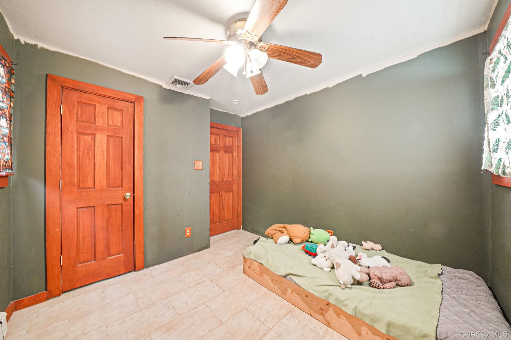 #10 photo, 71 Oak Avenue, Саффолк ‖ Shirley , NY 11967