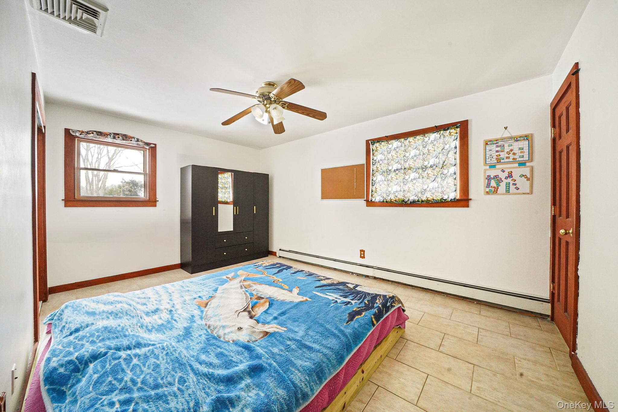 #11 photo, 71 Oak Avenue, Саффолк ‖ Shirley , NY 11967