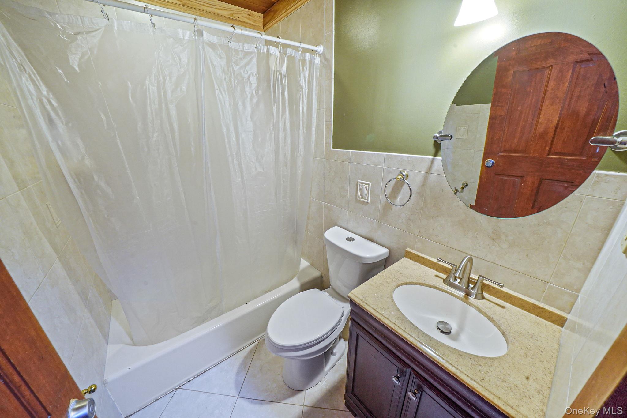 #19 photo, 71 Oak Avenue, Саффолк ‖ Shirley , NY 11967