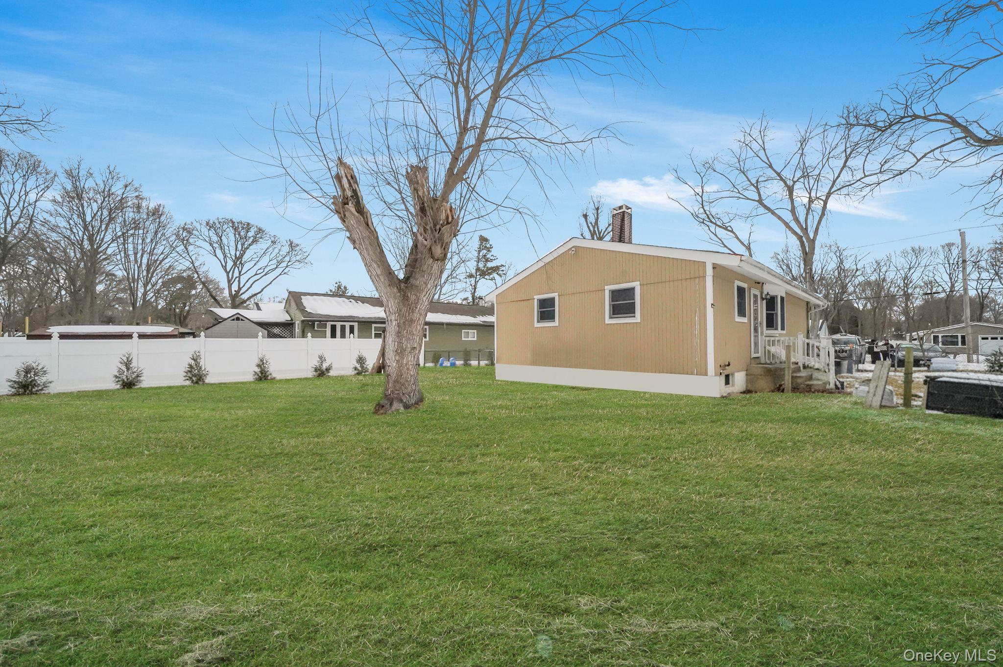 #20 photo, 71 Oak Avenue, Саффолк ‖ Shirley , NY 11967