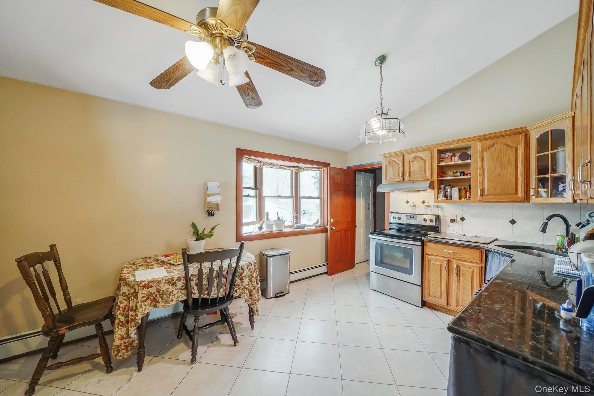 #5 photo, 71 Oak Avenue, Саффолк ‖ Shirley , NY 11967