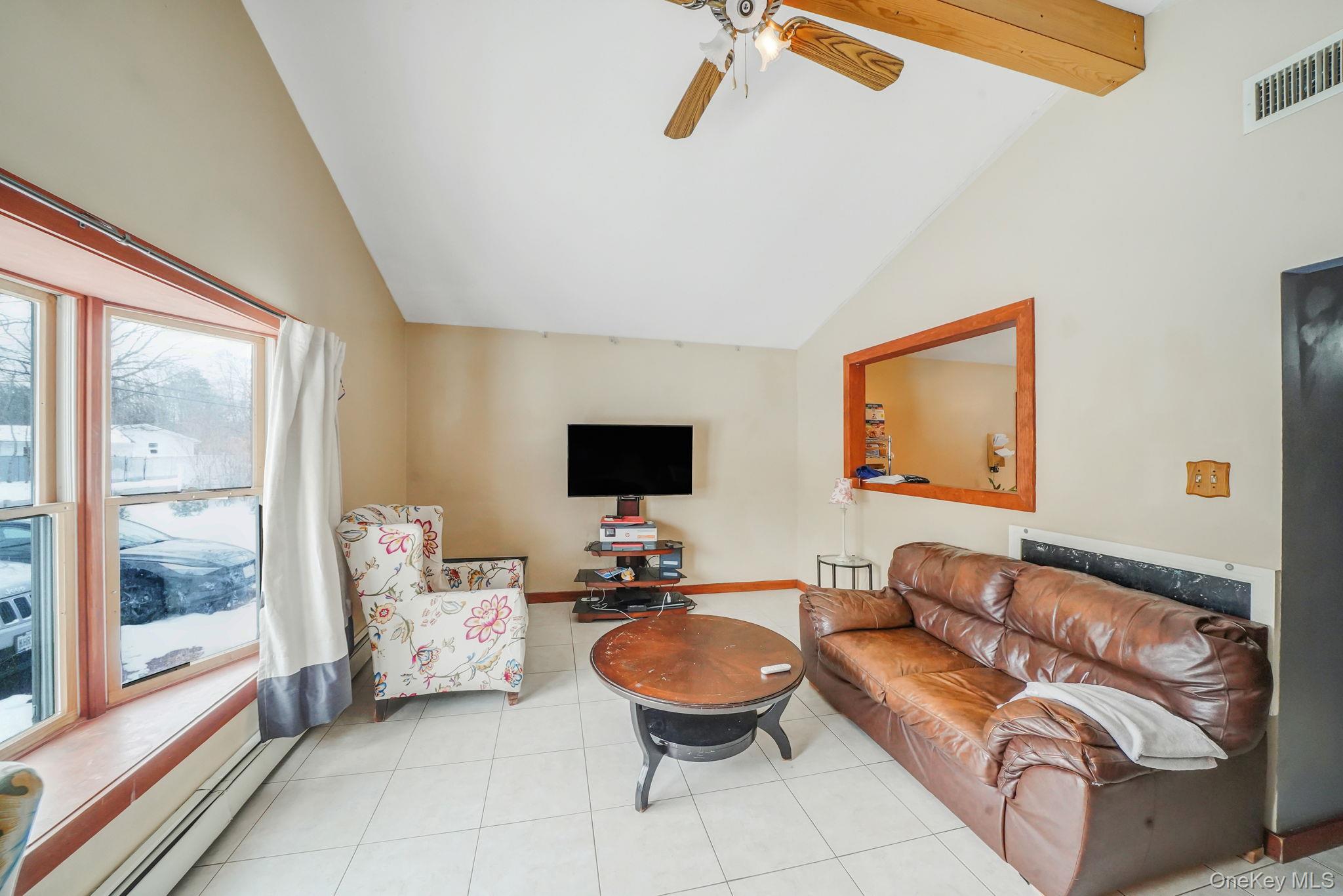 #8 photo, 71 Oak Avenue, Саффолк ‖ Shirley , NY 11967