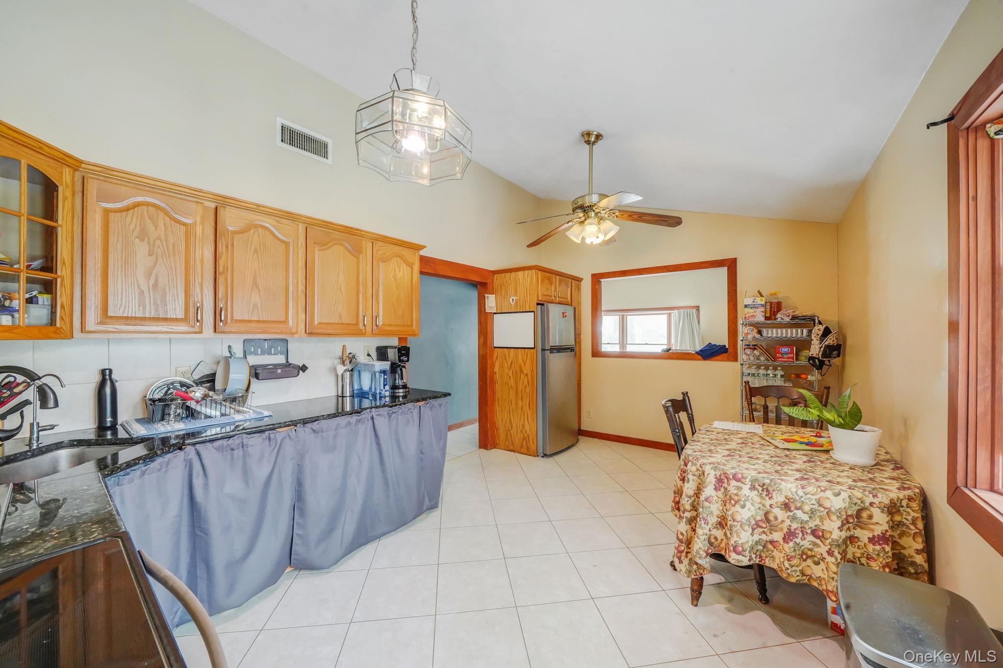 #9 photo, 71 Oak Avenue, Саффолк ‖ Shirley , NY 11967