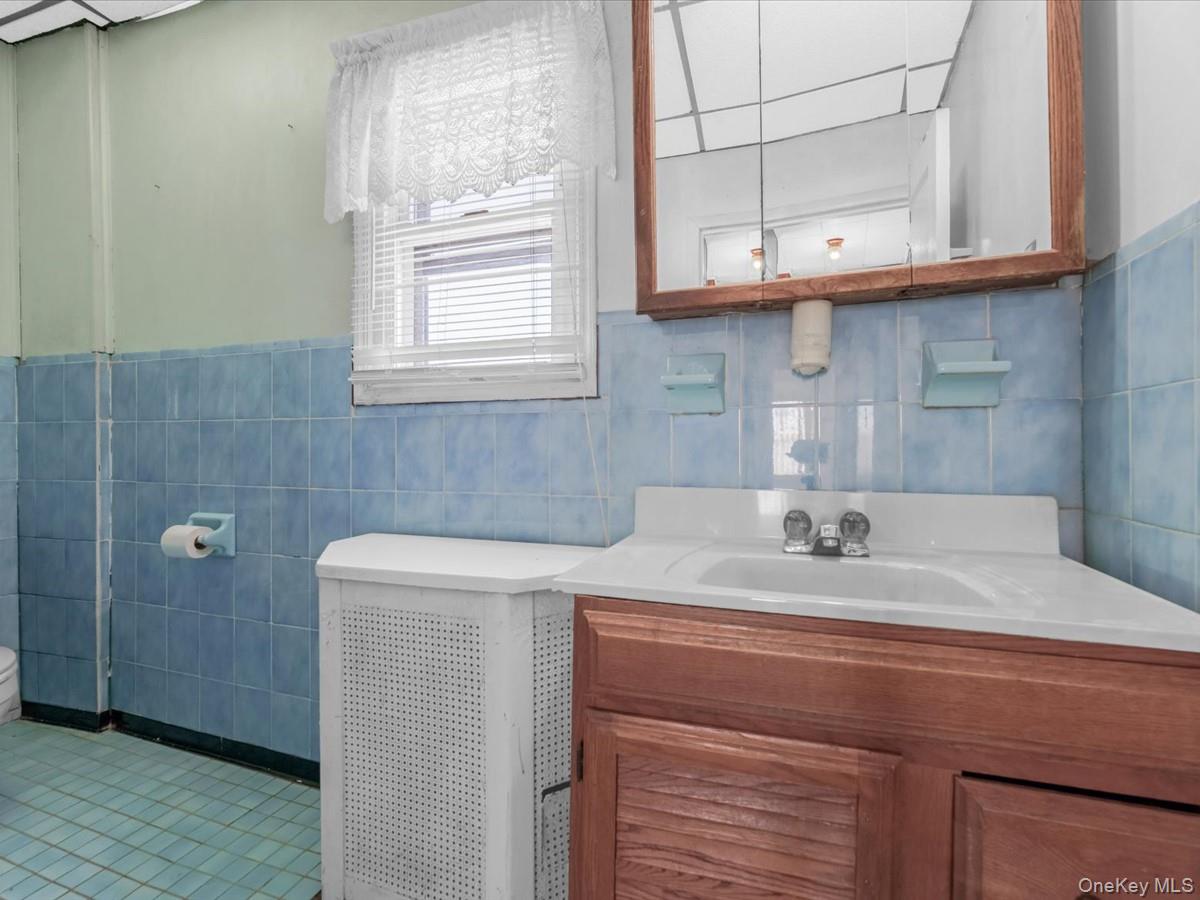 #14 photo, 210-11 Hollis Avenue, Куинс ‖ Queens Village , NY 11429