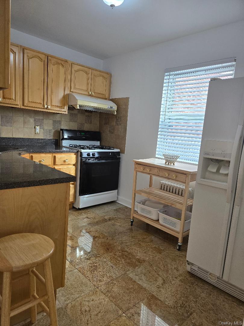 #6 photo, 7019 261st Street, 皇后区 Glen Oaks , NY 11004