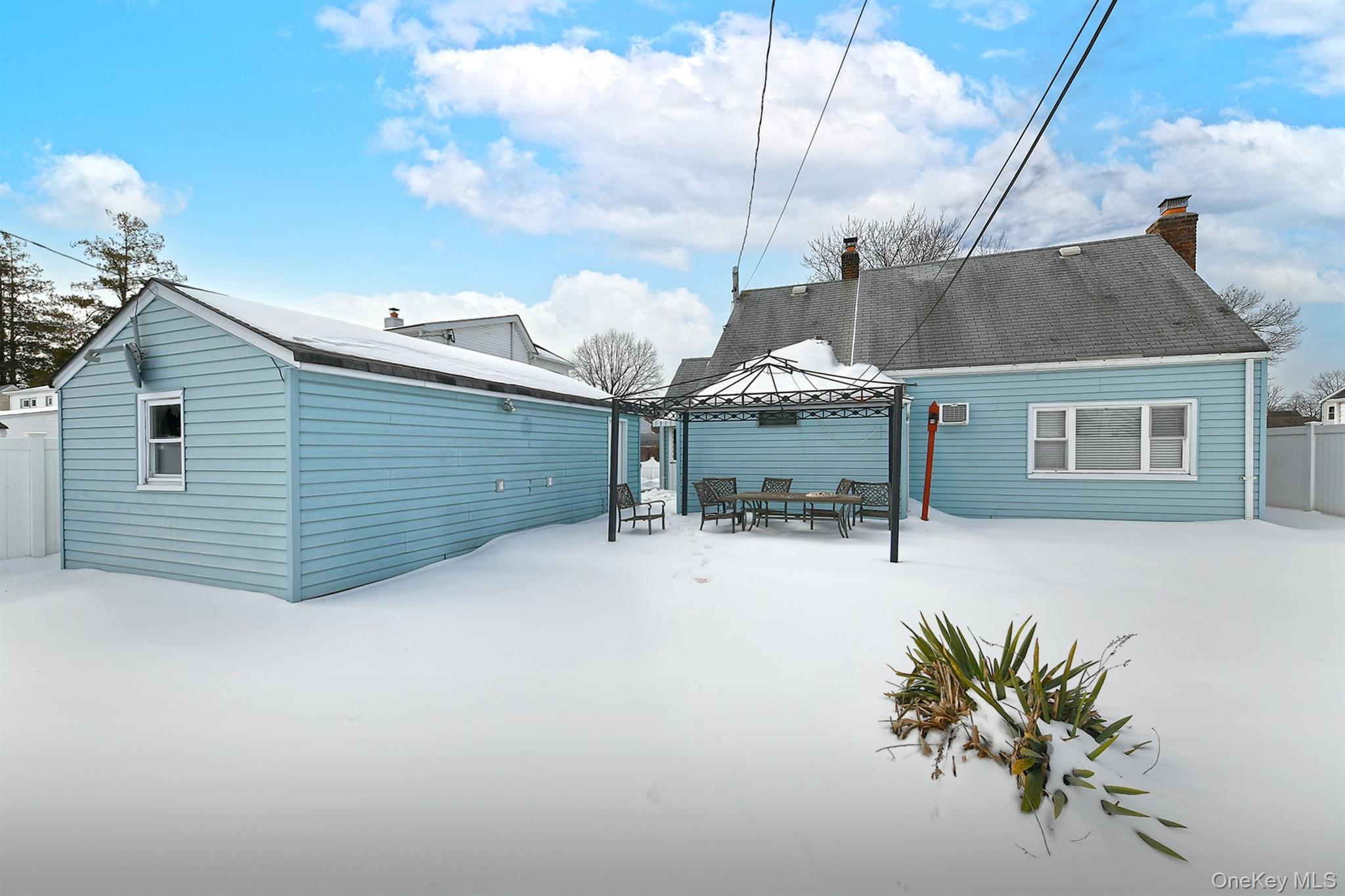 #16 photo, 59 Stone Lane, Levittown , NY 11756