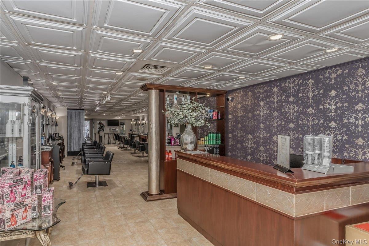 #4 photo, 4213 Merrick Road, Massapequa , NY 11758