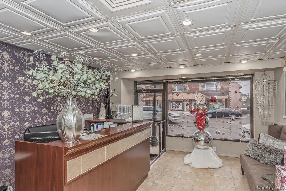 #5 photo, 4213 Merrick Road, Massapequa , NY 11758