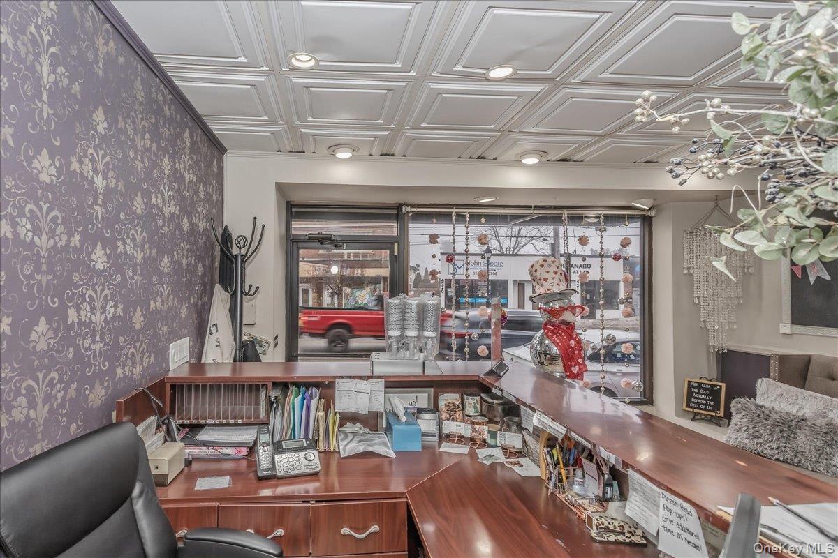 #6 photo, 4213 Merrick Road, Massapequa , NY 11758