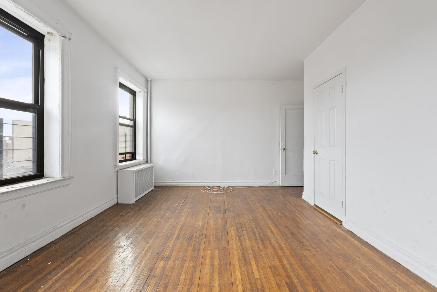 #3 photo, 1715 NELSON Avenue, הברונקס Morris Heights , NY 10453