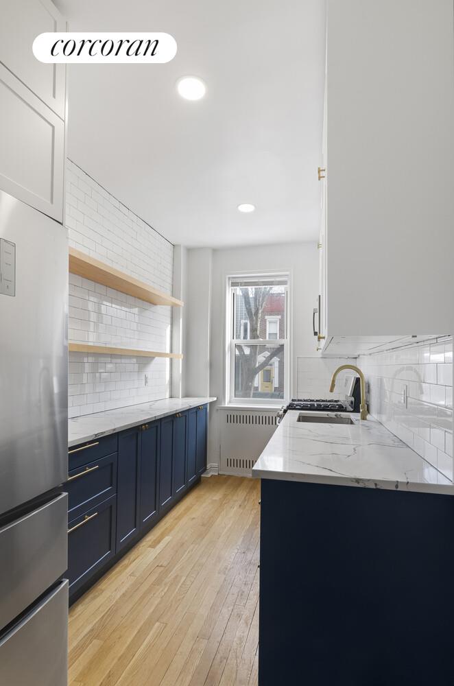 #8 photo, 140 E 2ND Street, Бруклин ‖ Windsor Terrace , NY 11218