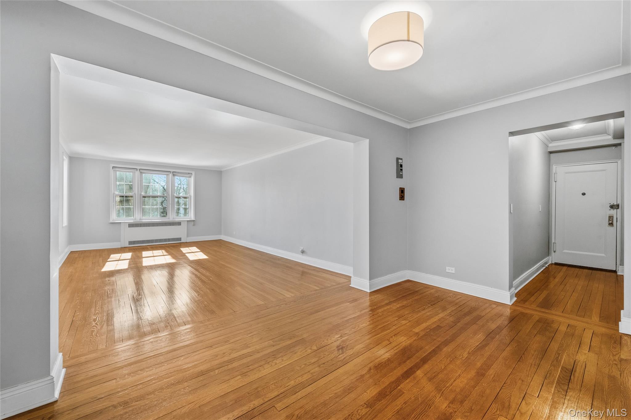 #8 photo, 949 Palmer, Bronxville , NY 10708