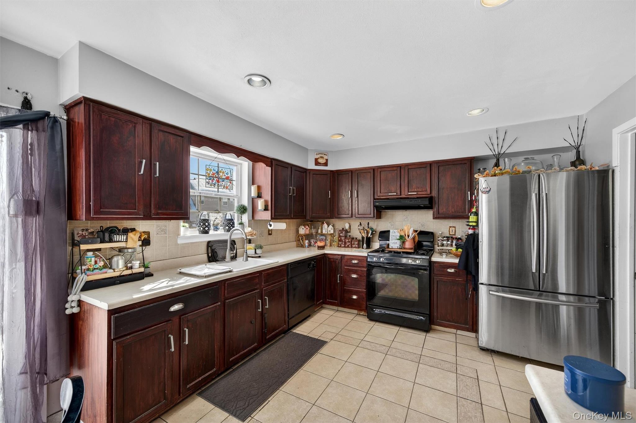 #18 photo, 25 Woodfield Drive, Washingtonville , NY 10992