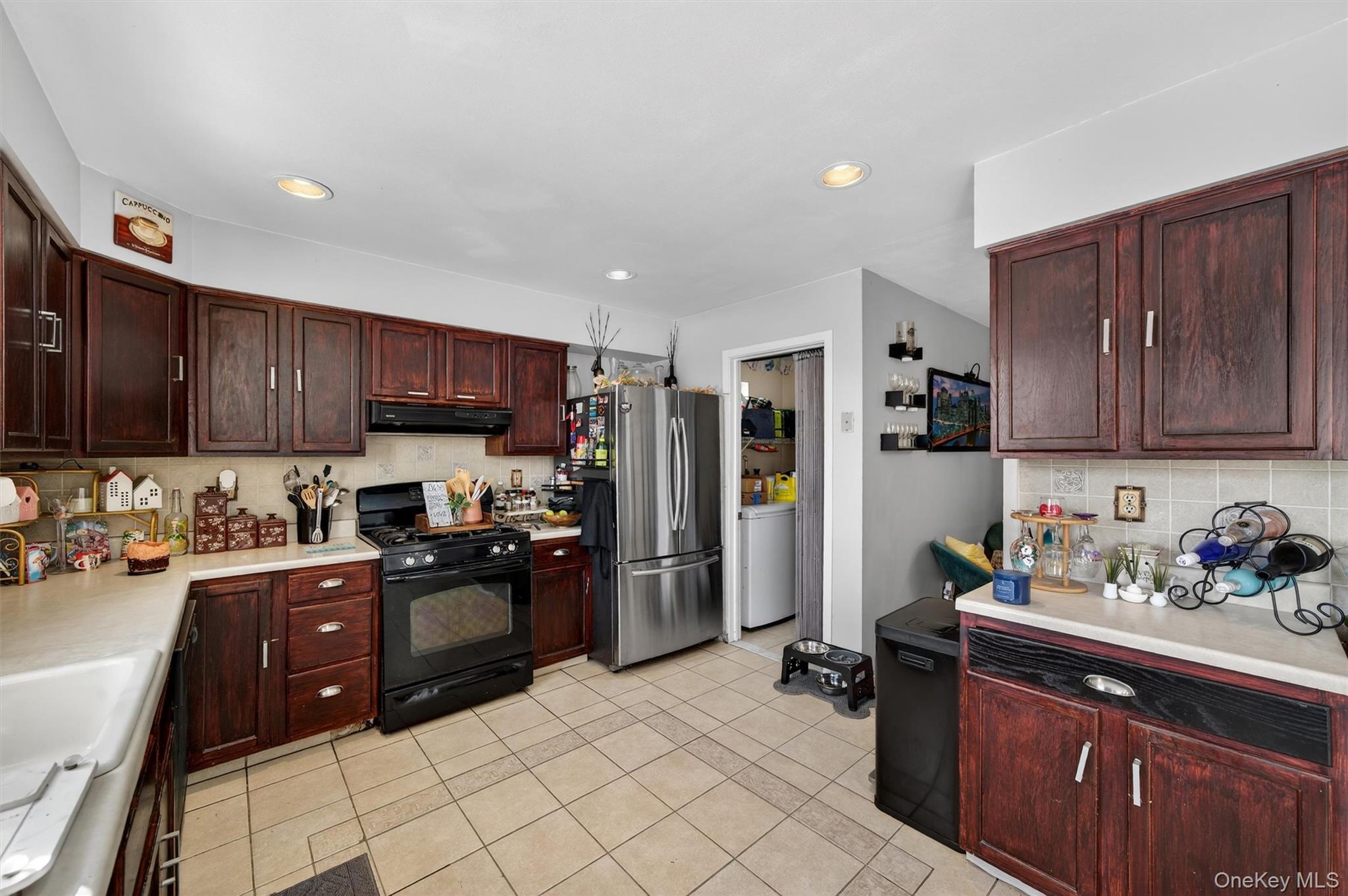 #19 photo, 25 Woodfield Drive, Washingtonville , NY 10992