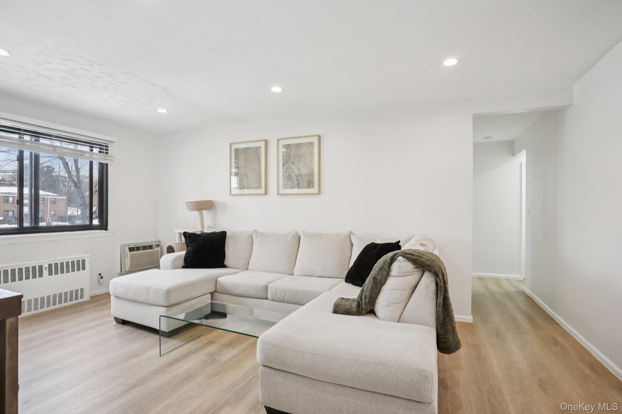 #7 photo, 23 Lawrence Drive, White Plains , NY 10603