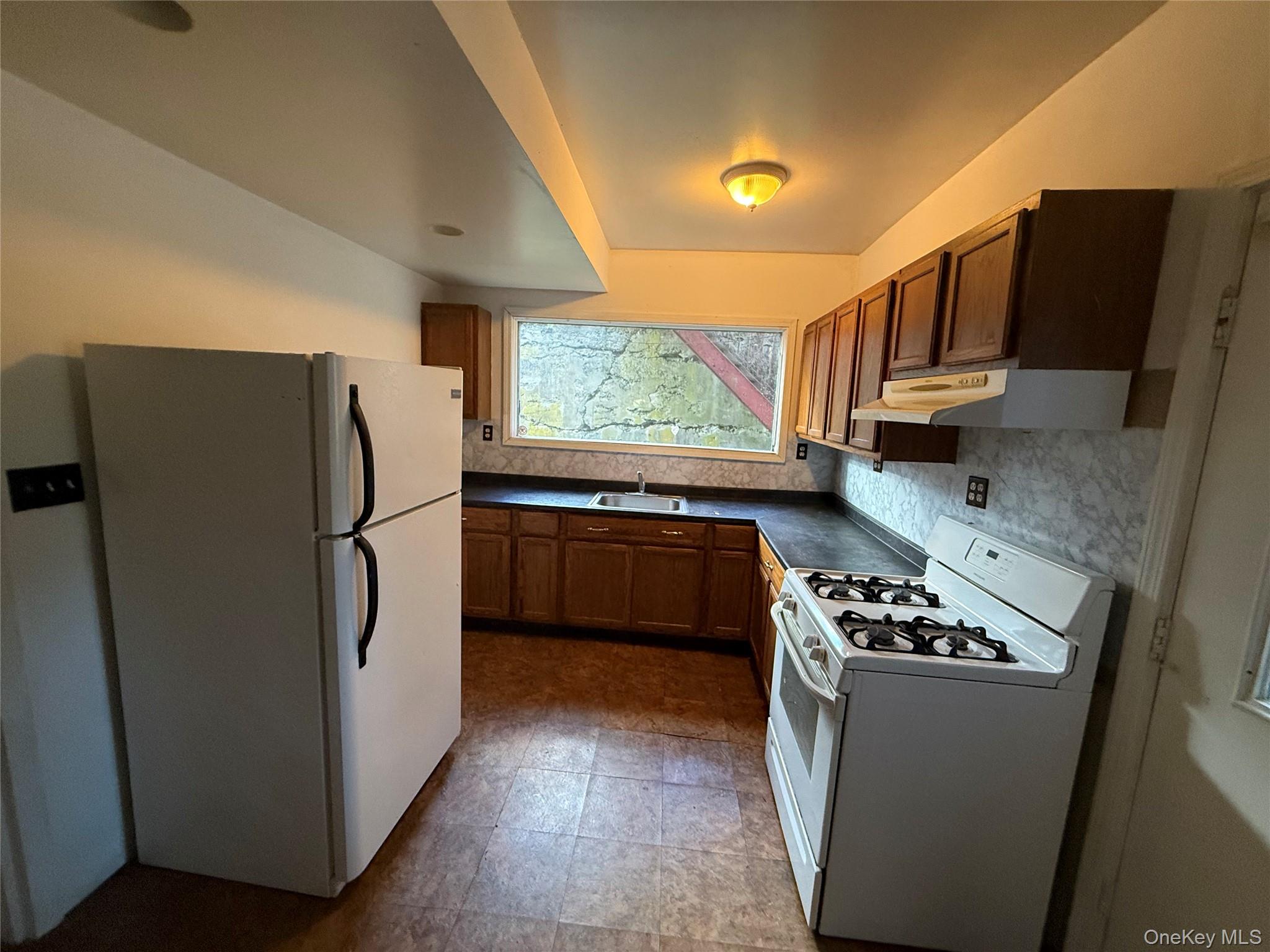 #4 photo, 42 Ulster Avenue, Walden , NY 12586