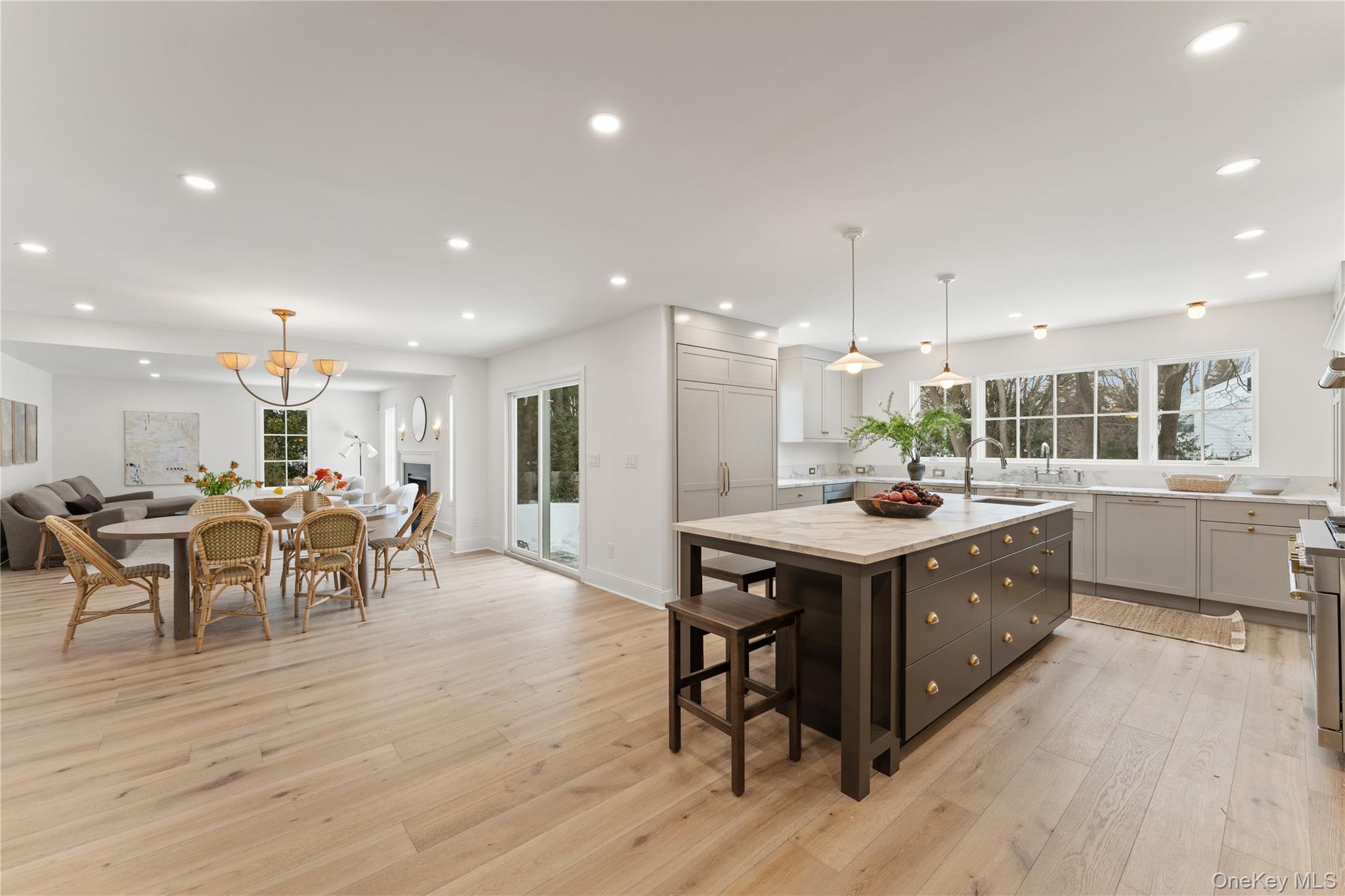 #11 photo, 2 Wellhouse Lane, Mamaroneck , NY 10543