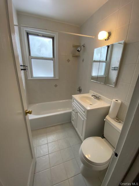 #2 photo, 3 Winchester Avenue, Yonkers , NY 10710