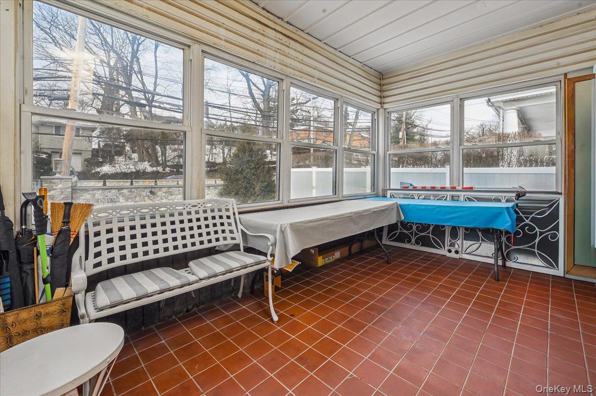 #3 photo, 798 N Broadway, Yonkers , NY 10701