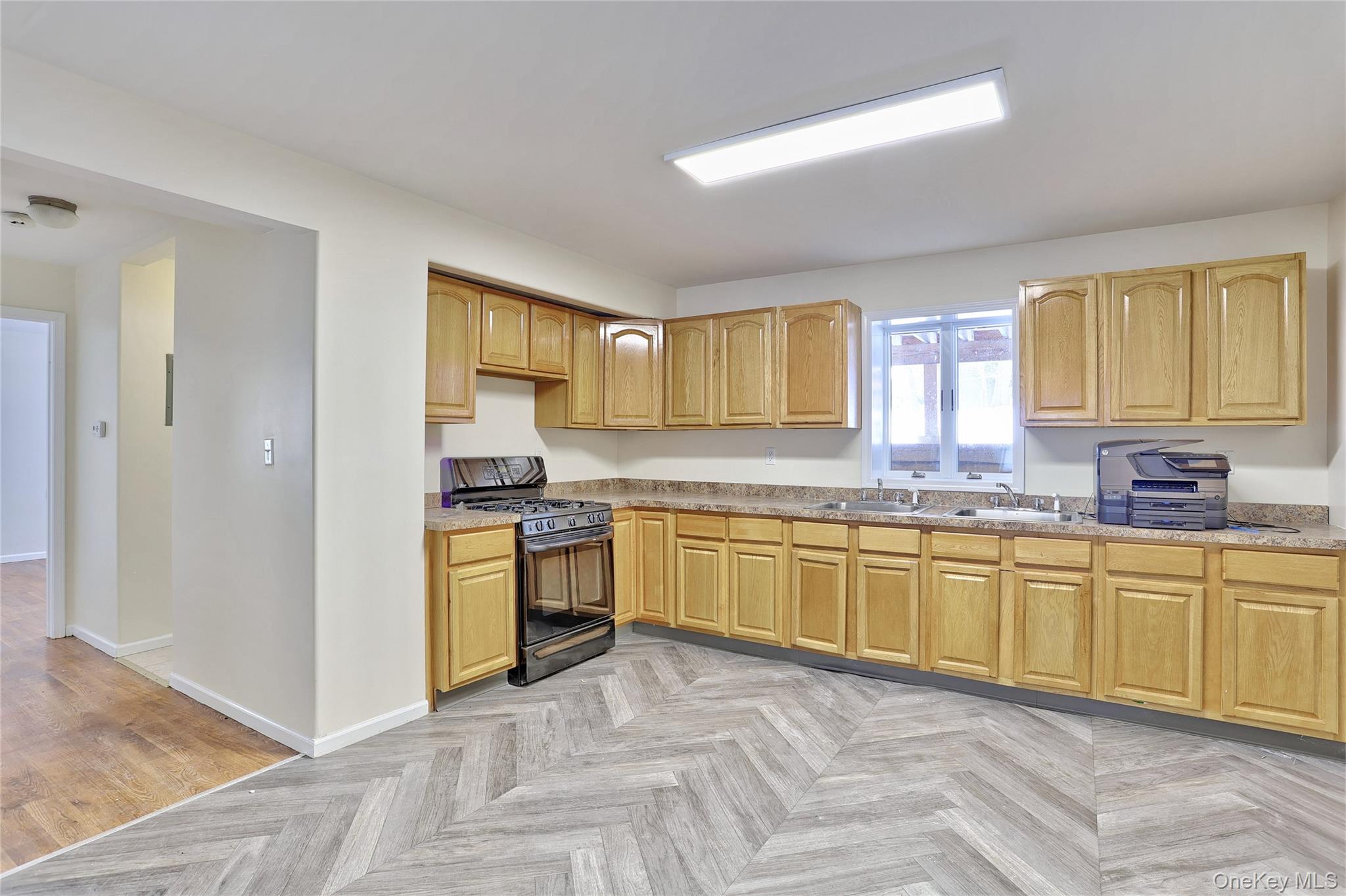 #8 photo, 160 Saddle River Road, Airmont , NY 10952