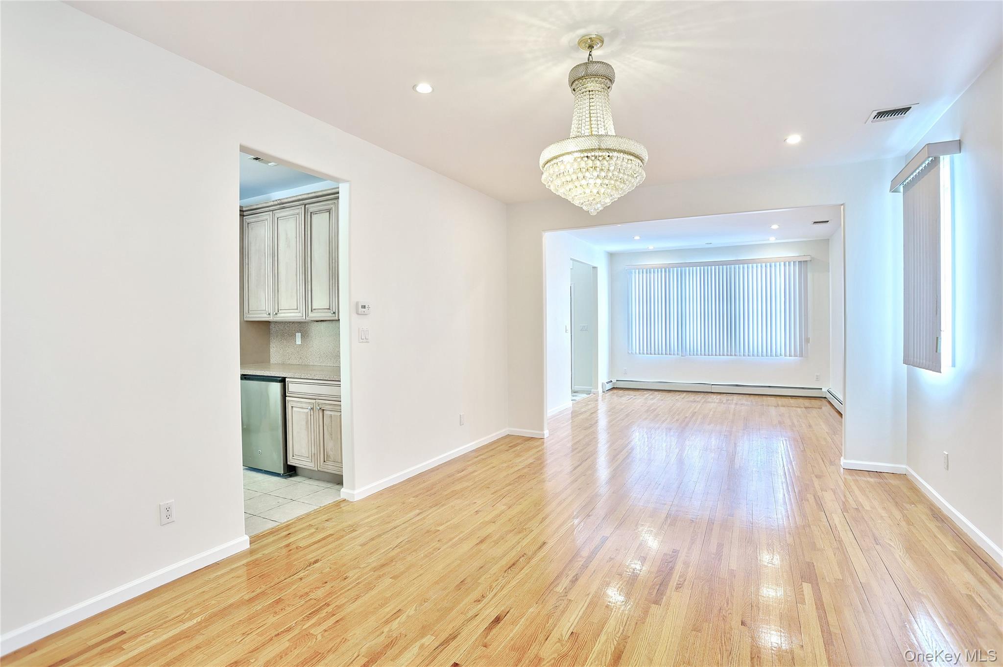 #10 photo, 160 Saddle River Road, Airmont , NY 10952