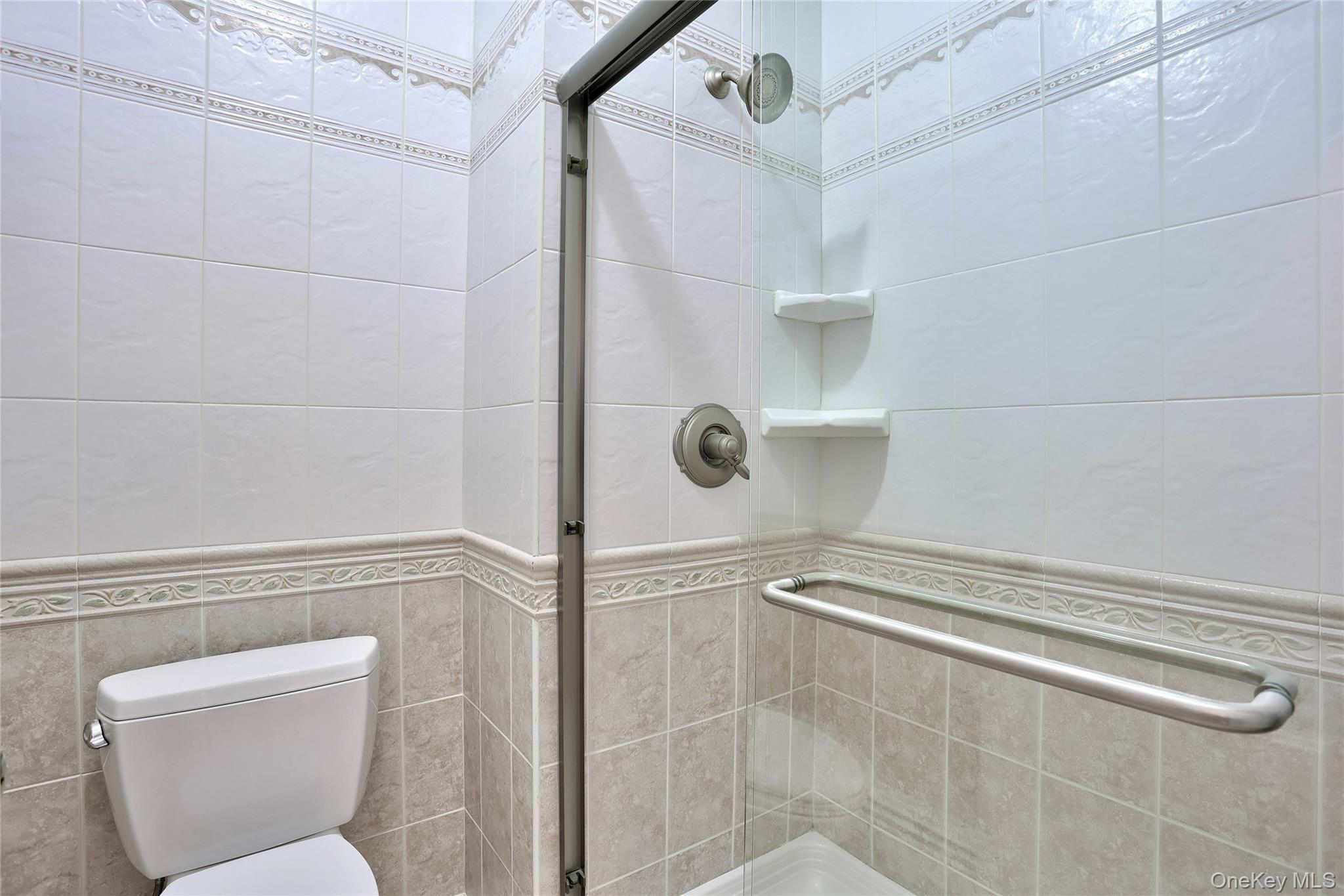 #5 photo, 160 Saddle River Road, Airmont , NY 10952