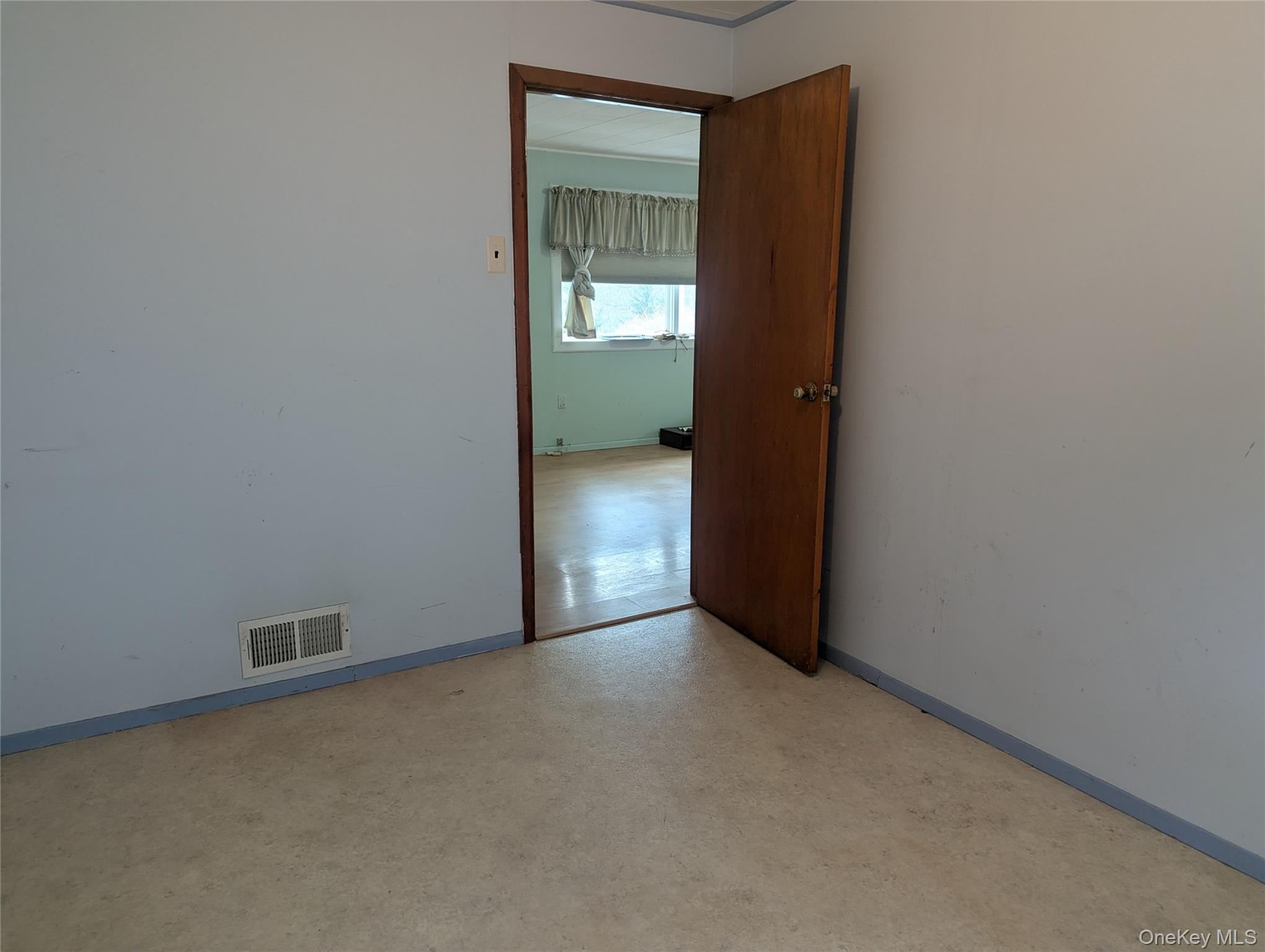 #15 photo, 2 Quannacut Road, Pine Bush , NY 12566