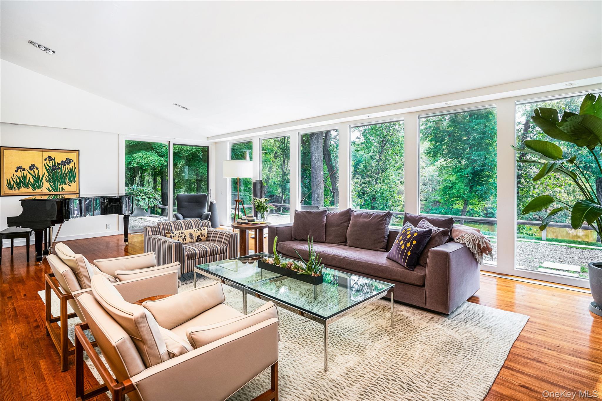 #9 photo, 12 Haights Cross Road, Chappaqua , NY 10514