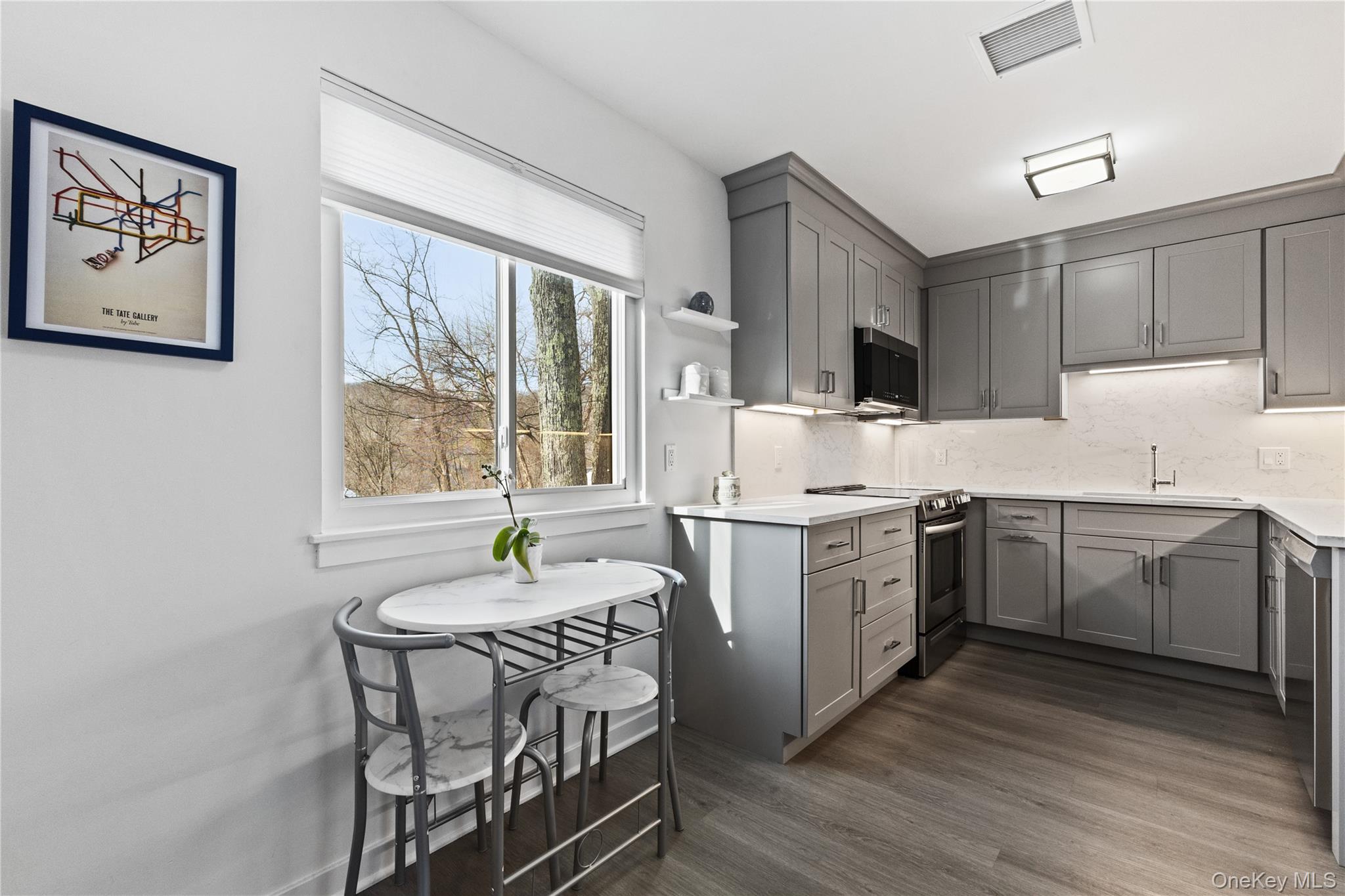 #3 photo, 40 Heritage Hills, Somers , NY 10589