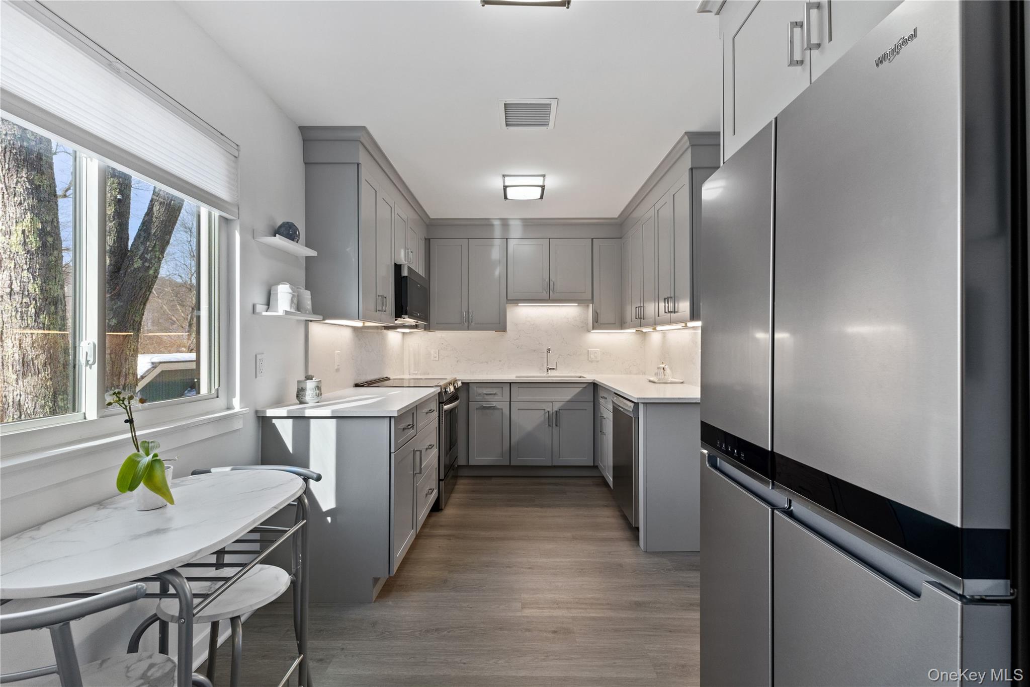 #4 photo, 40 Heritage Hills, Somers , NY 10589