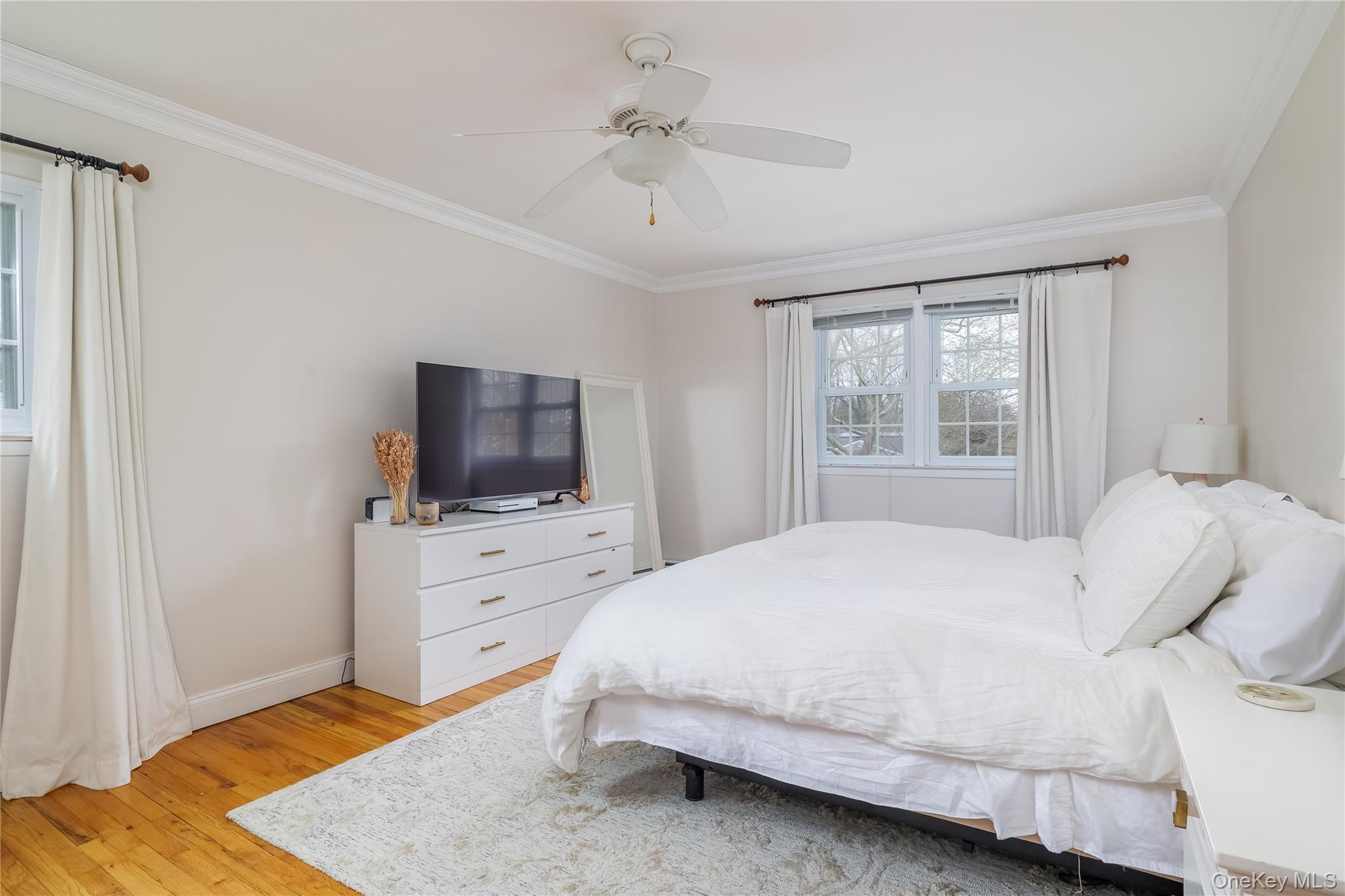 #19 photo, 44 Frazer Drive, Саффолк ‖ Greenlawn , NY 11740