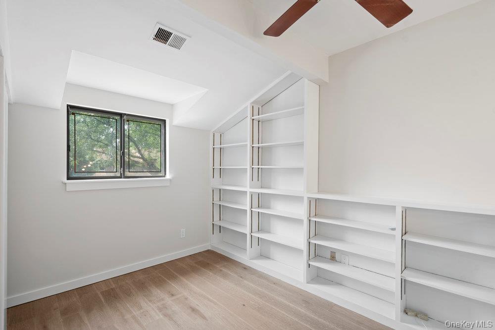 #17 photo, 95 Windsor Gate Drive, New Hyde Park , NY 11040