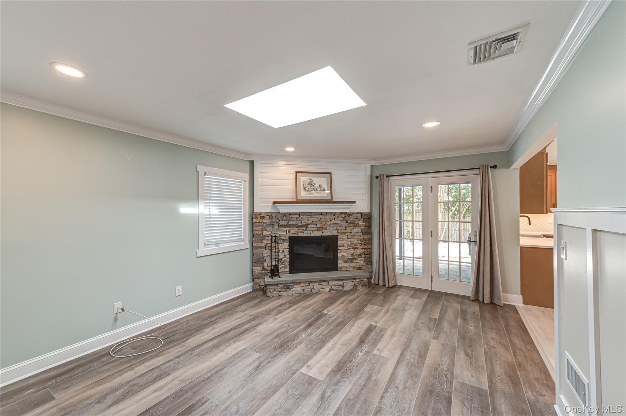 #10 photo, 5 Breslau Street, מחוז סאפוק Bay Shore , NY 11706